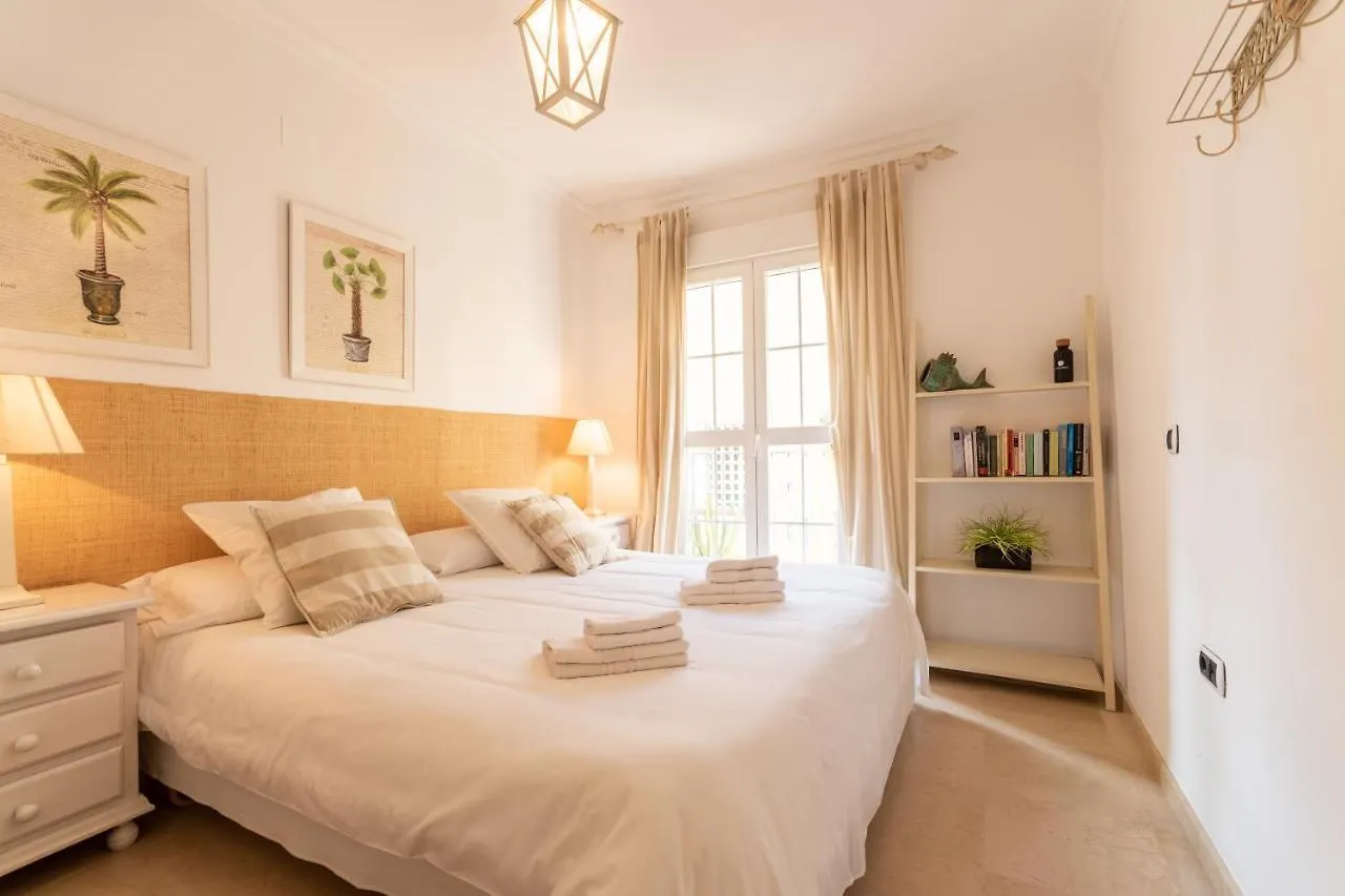 Apartment, Front Line Beach, In Las Arenas, Bahia De Marbella 0*,