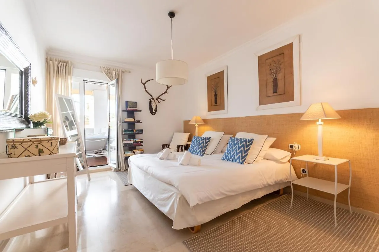 Apartment, Front Line Beach, In Las Arenas, Bahia De Marbella