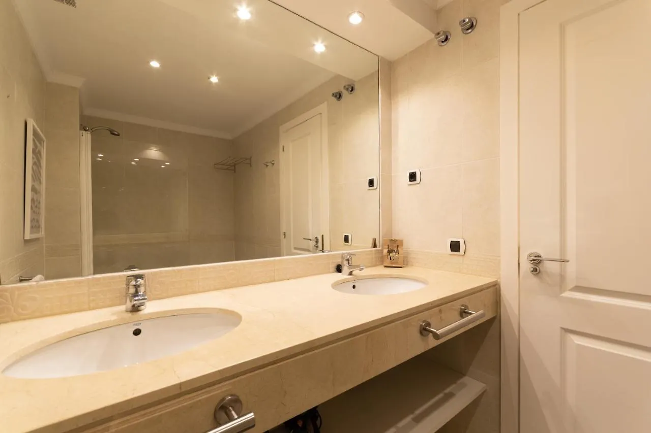 Apartment, Front Line Beach, In Las Arenas, Bahia De Marbella